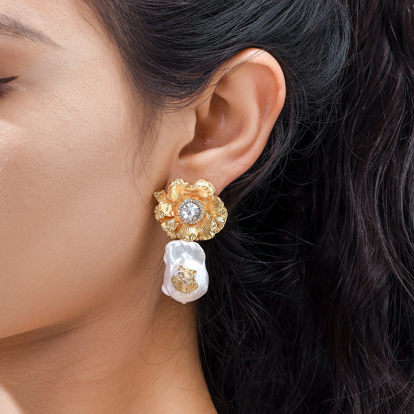 Flower Gold Foil Pearl Earrings