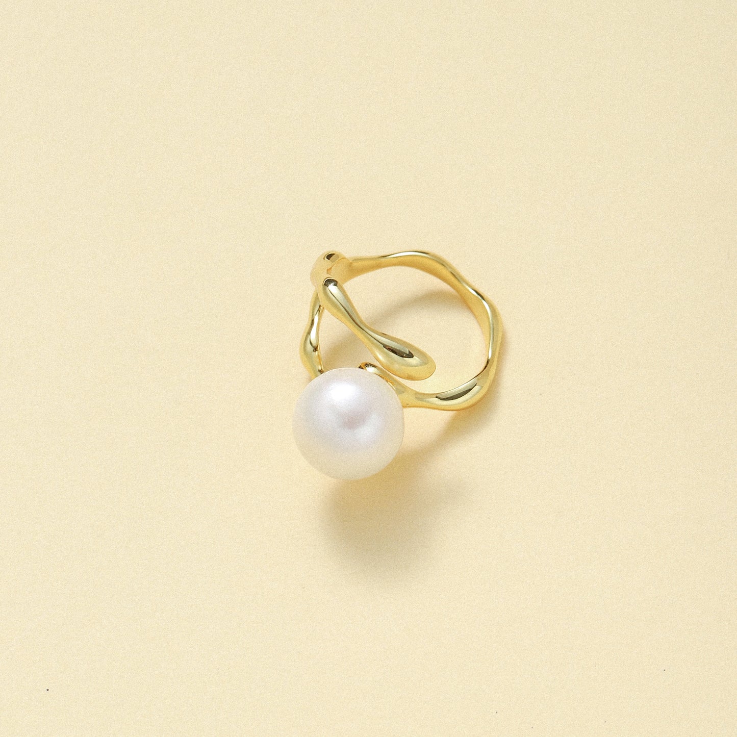Fashion Pearl Ring