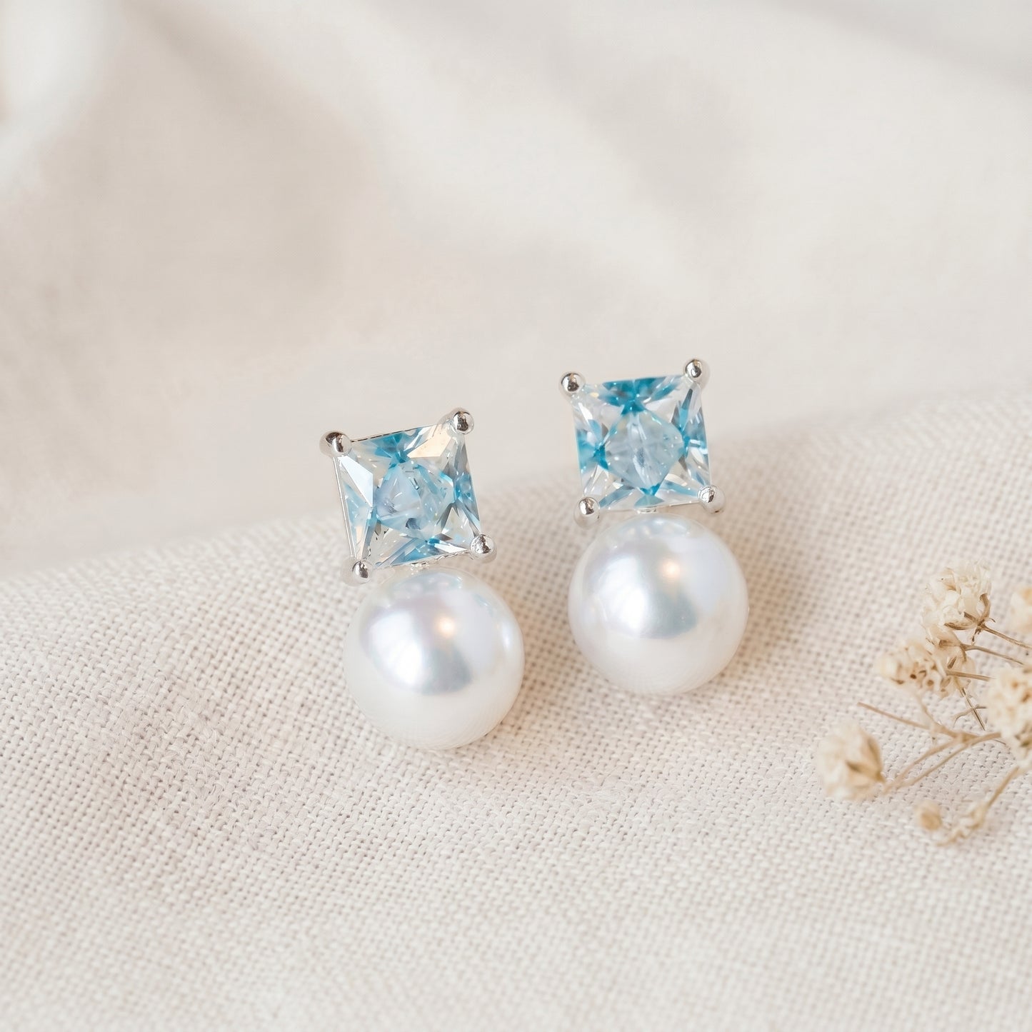 Freshwater Pearl & Zircon Stud Earrings with Silver Needle