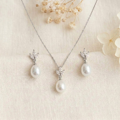 18K Gold Teardrop Pearl Necklace with CZ Accent
