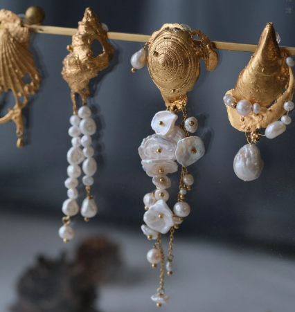 Conch Pearl Earrings