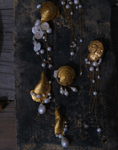 Conch Pearl Earrings