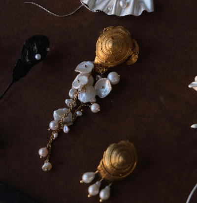 Conch Pearl Earrings