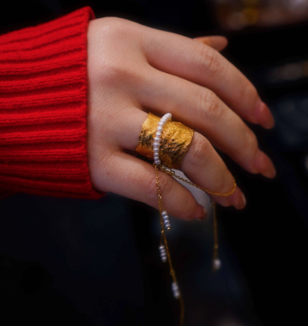 Long Tassel Pearl Ring