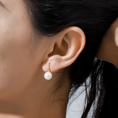 Hook Pearl Earrings