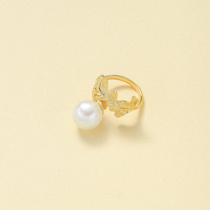 Pearl Ring with Leaf Setting