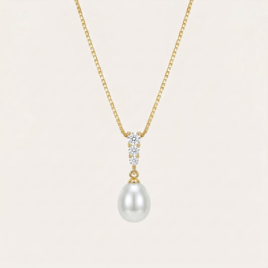 Freshwater Pearl Pendant Necklace in Sterling Silver
