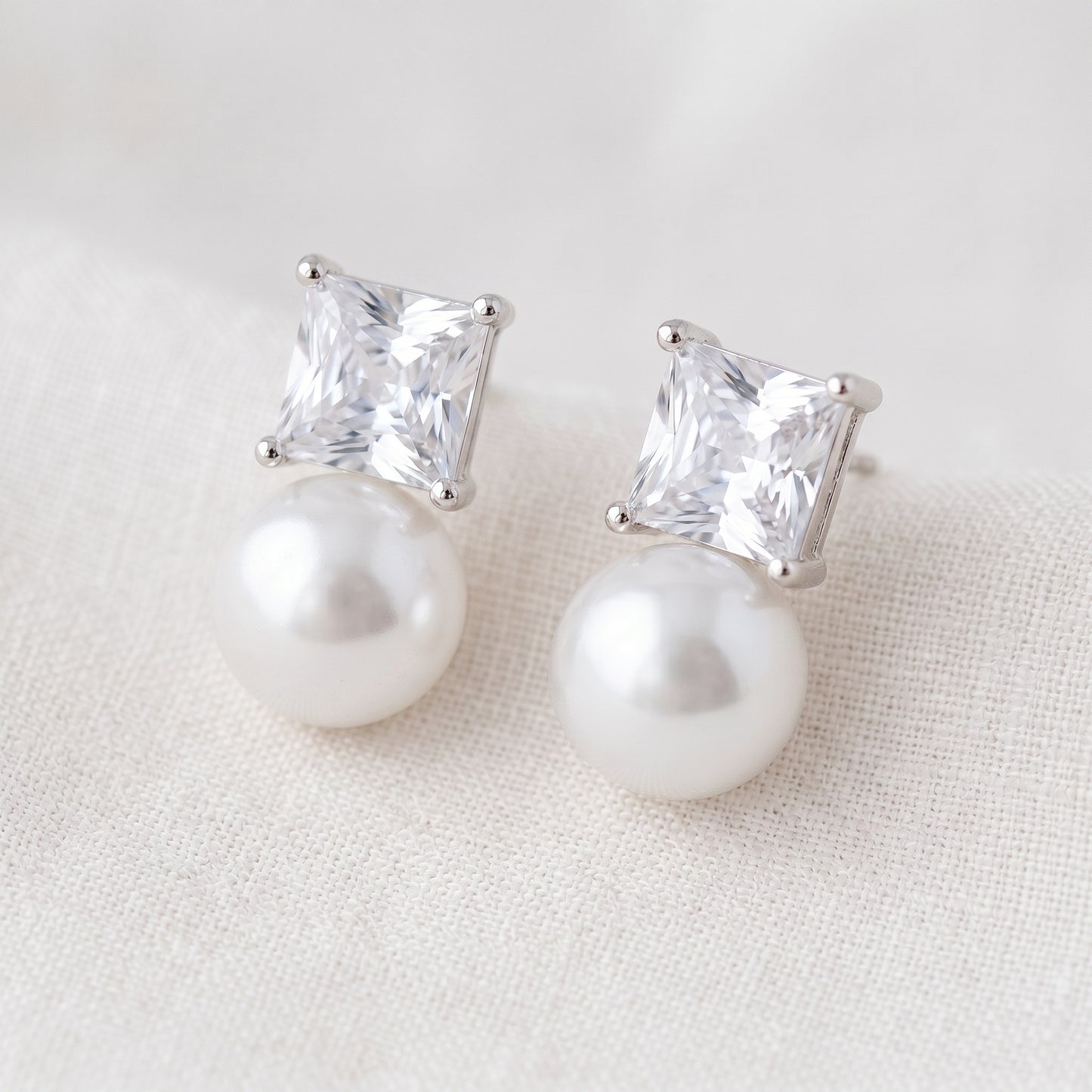 Freshwater Pearl & Zircon Stud Earrings with Silver Needle